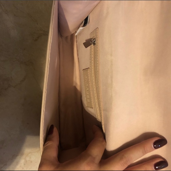 Express Quilted Chain Strap Shoulder Bag - Picture 3 of 3